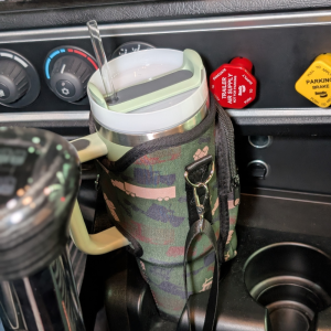 40 oz Insulated Tumbler with Handle, Straw & Trucker Camo Sleeve – Leakproof Stainless Steel Travel Cup